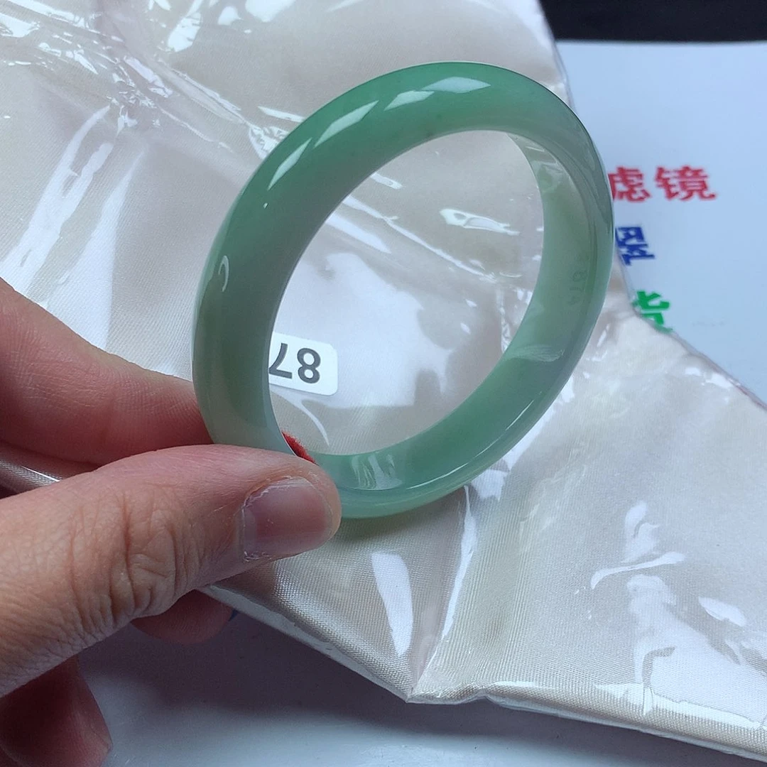 翡翠手镯未镶嵌55正圈