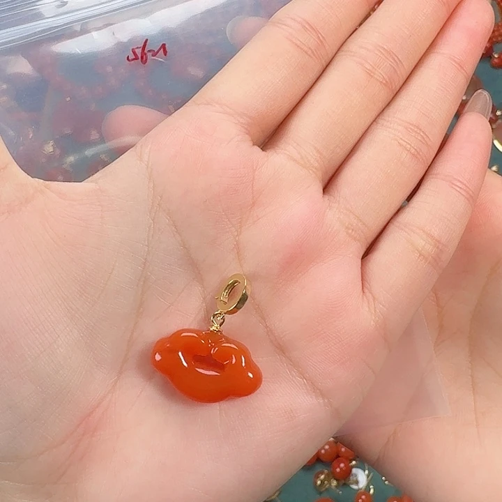 南红玛瑙银S925镶嵌吊坠