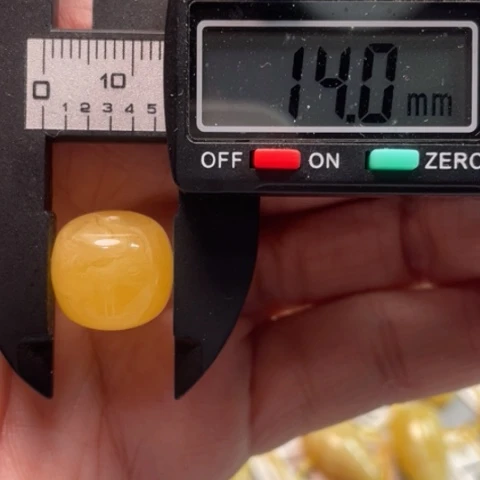 【闪购商品】裸石蜜蜡未镶嵌1号