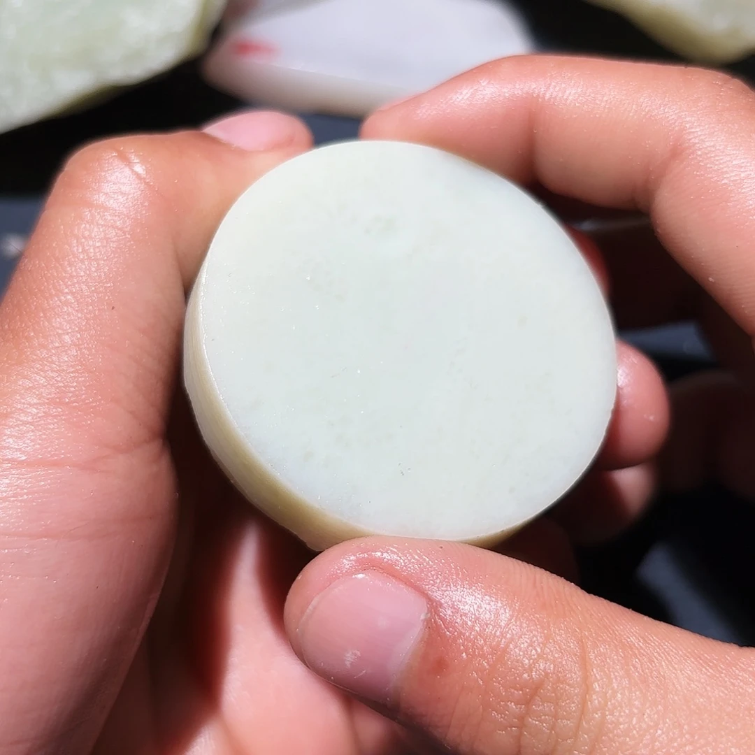 和田玉未镶嵌珠宝奇石