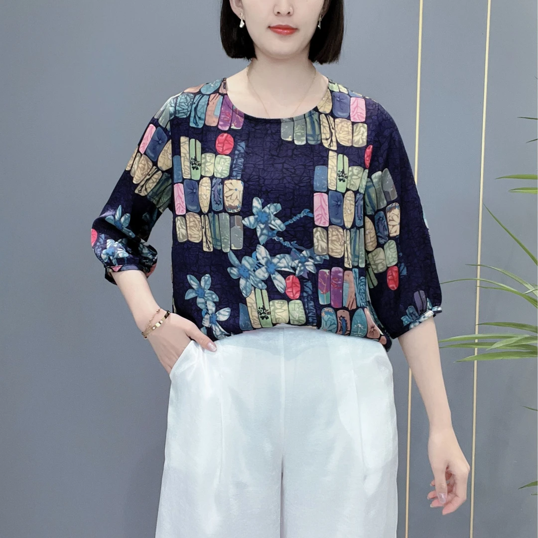 锦绘雅衣2025春季新款圆领半袖轻奢高定中老年女士休闲百搭小衫3