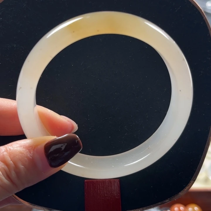 石英质玉未镶嵌手镯57-58福利不退不换