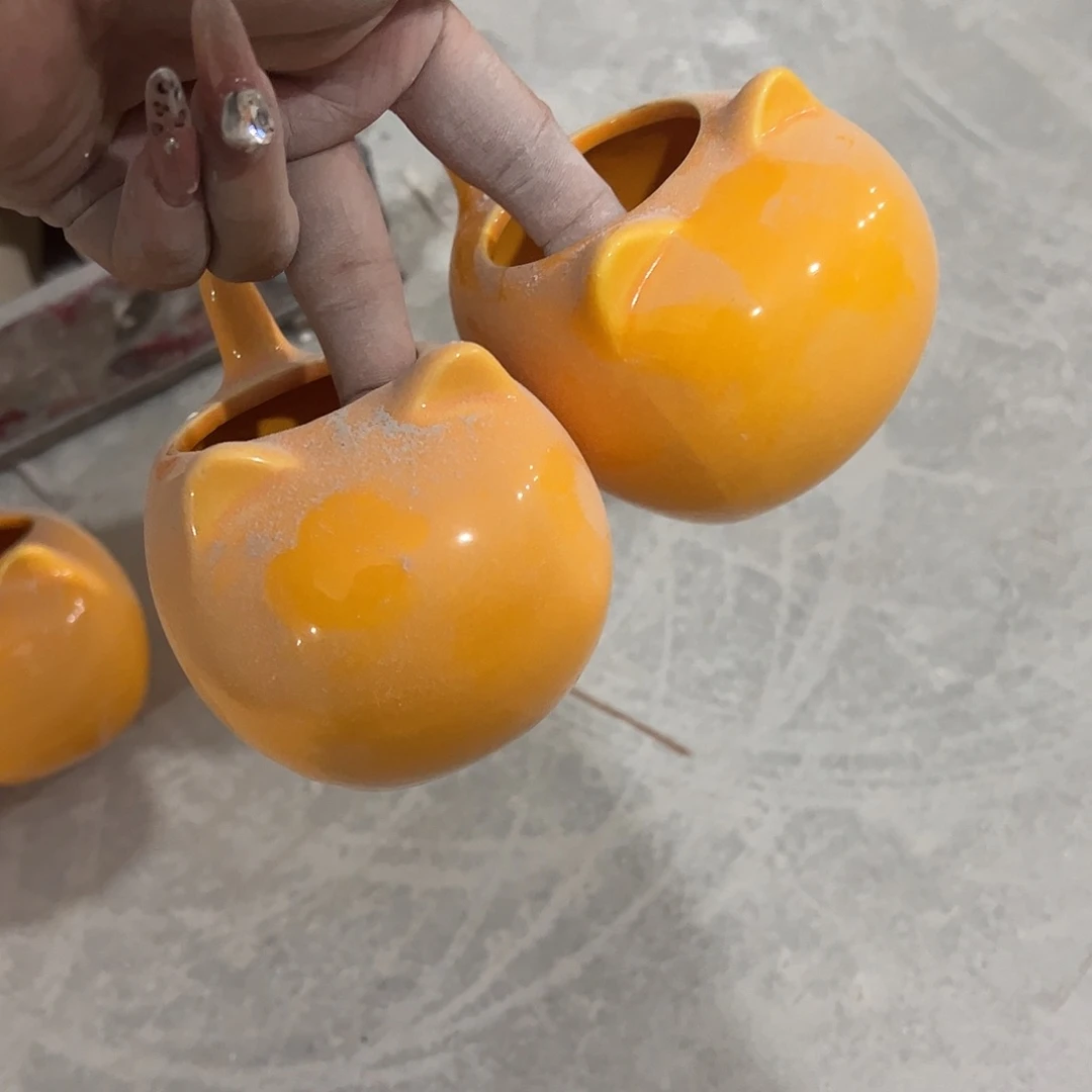 有孔陶瓷花盆，满10米包邮发货