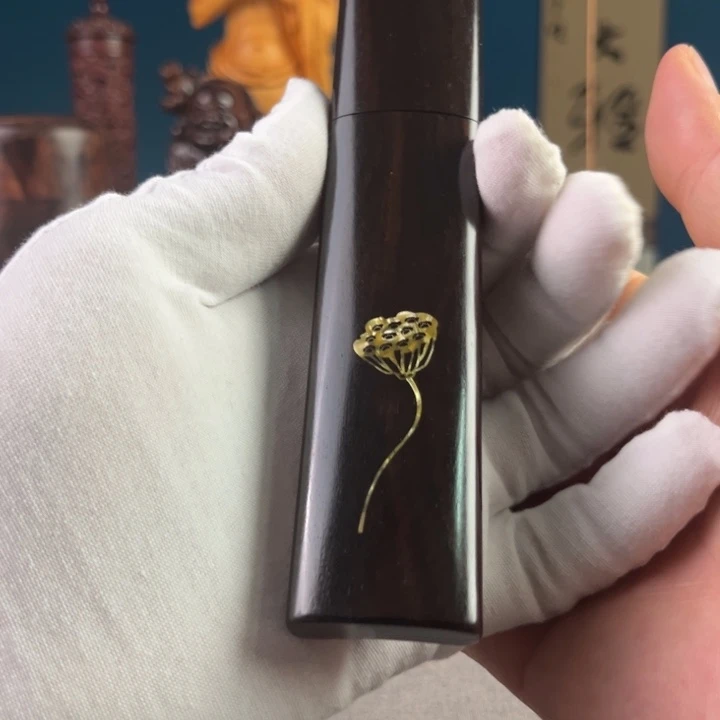 光***旅书架紫檀木类莲蓬香盒