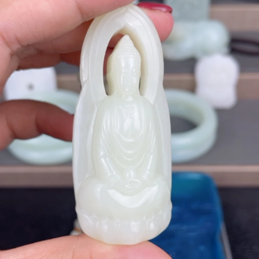 【闪购商品】颈饰未镶嵌和田玉