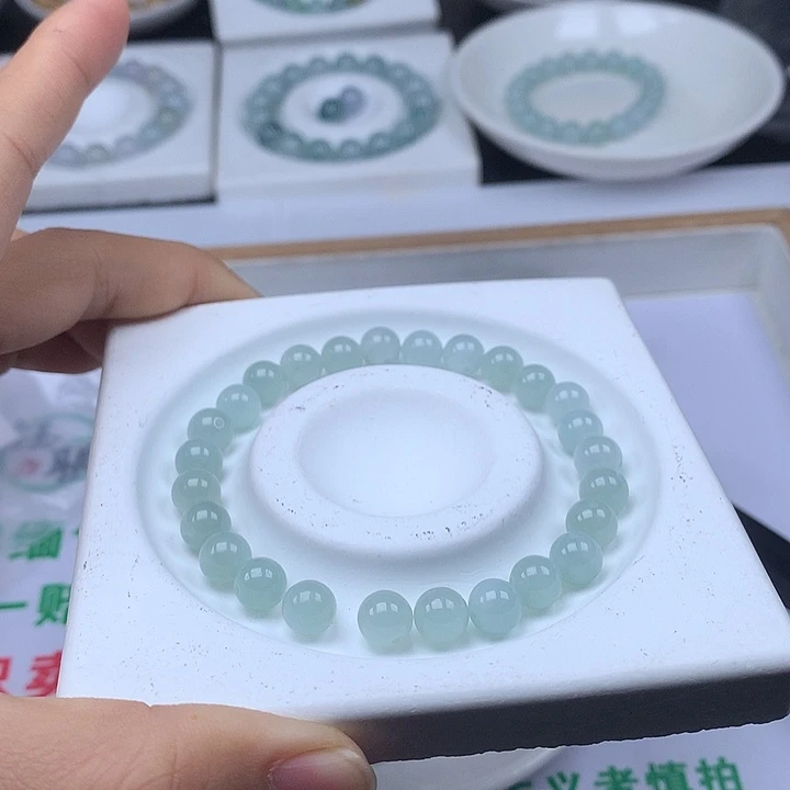 翡翠散珠25颗翡翠卡7.6