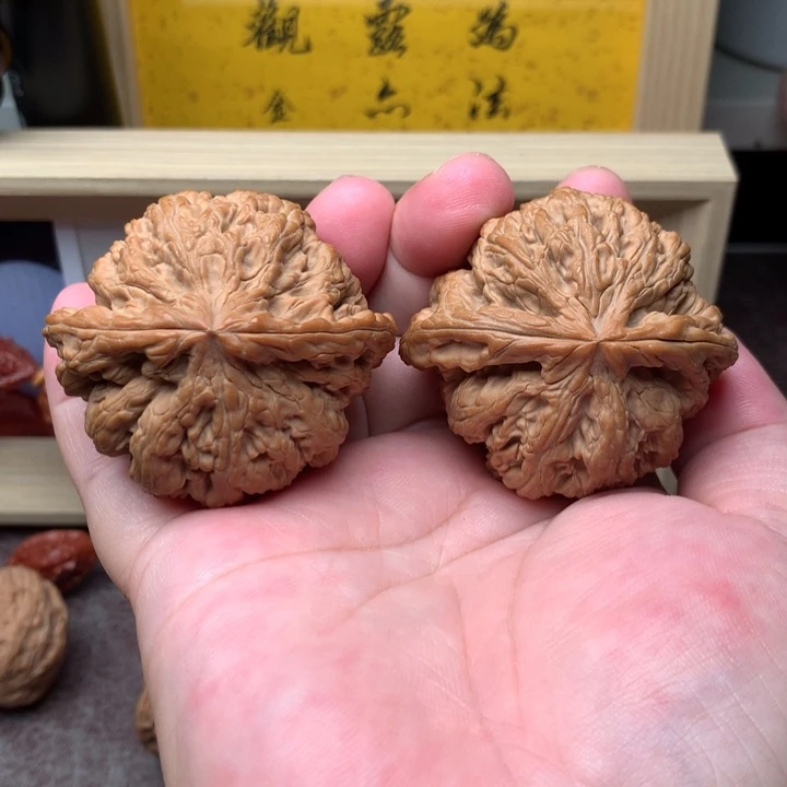 文玩核桃把件粗筋