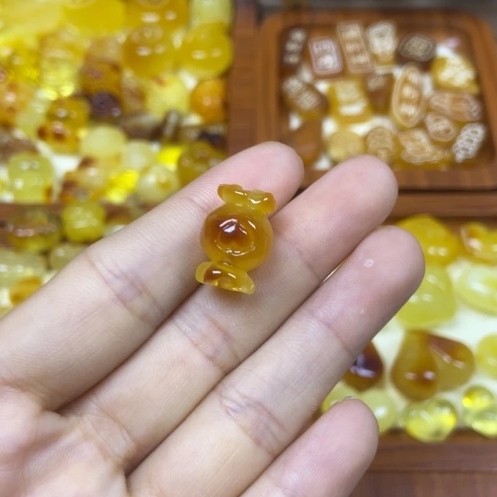 橄榄核吊坠糖果30