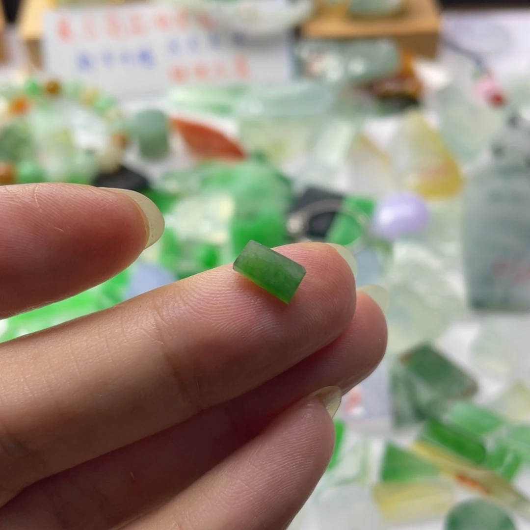 定制翡翠未镶嵌天然缅甸翡翠