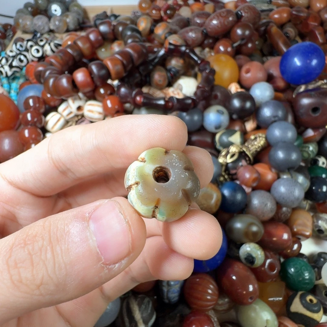 玛瑙/玉髓未镶嵌纯天然玛瑙珠子