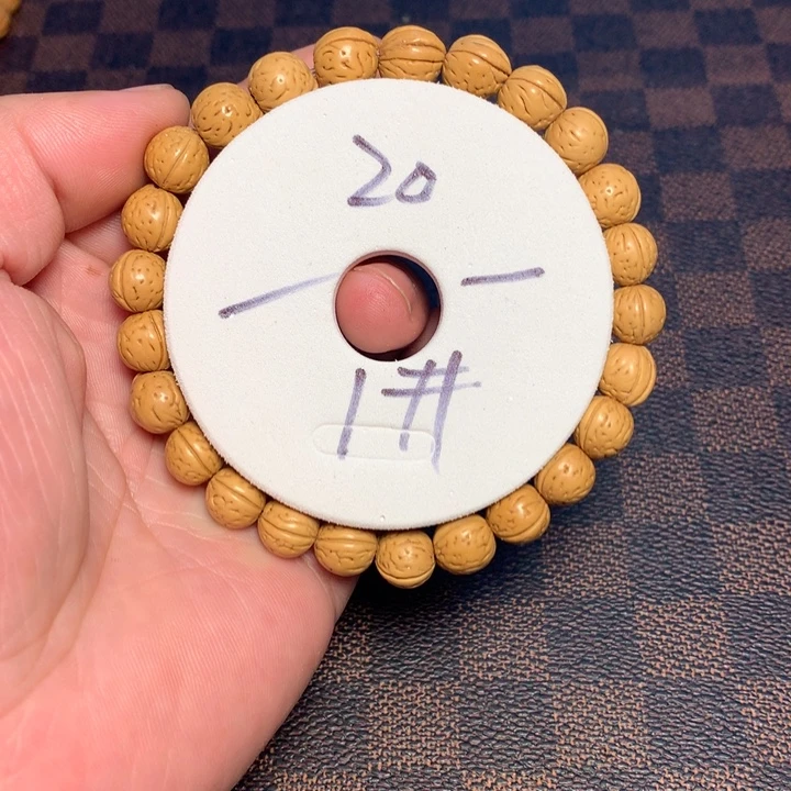 羅***崋桃核手串1号健健康康