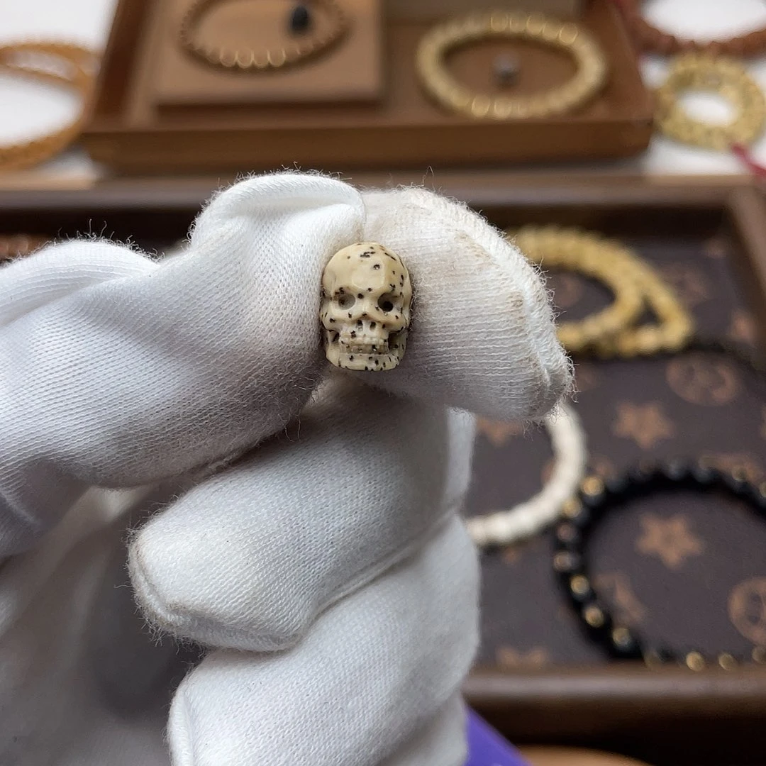 吊坠星月菩提恶灵骷髅头