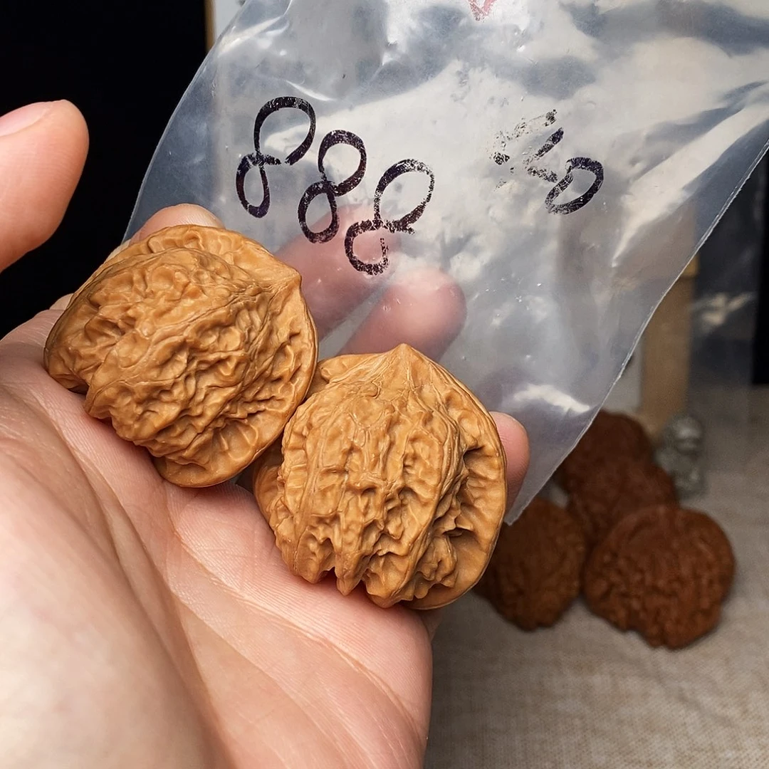 六***霍文玩核桃吊坠龙门马蹄