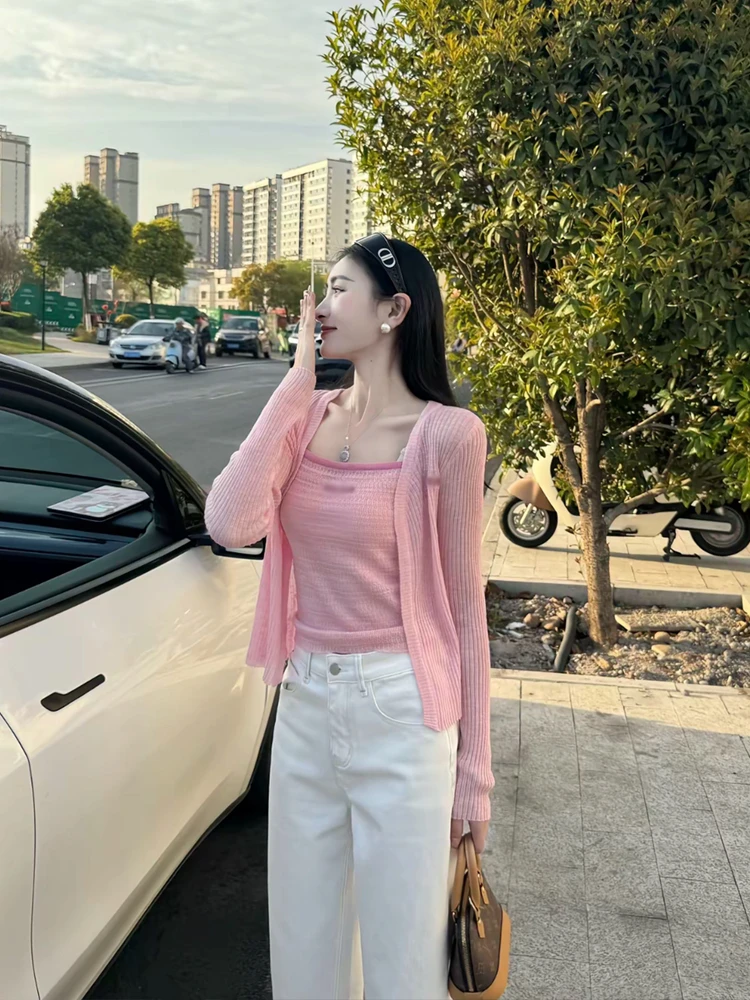秋日绝美韩里韩气穿搭多巴胺小香风粉色开衫吊带防晒两件套装女装