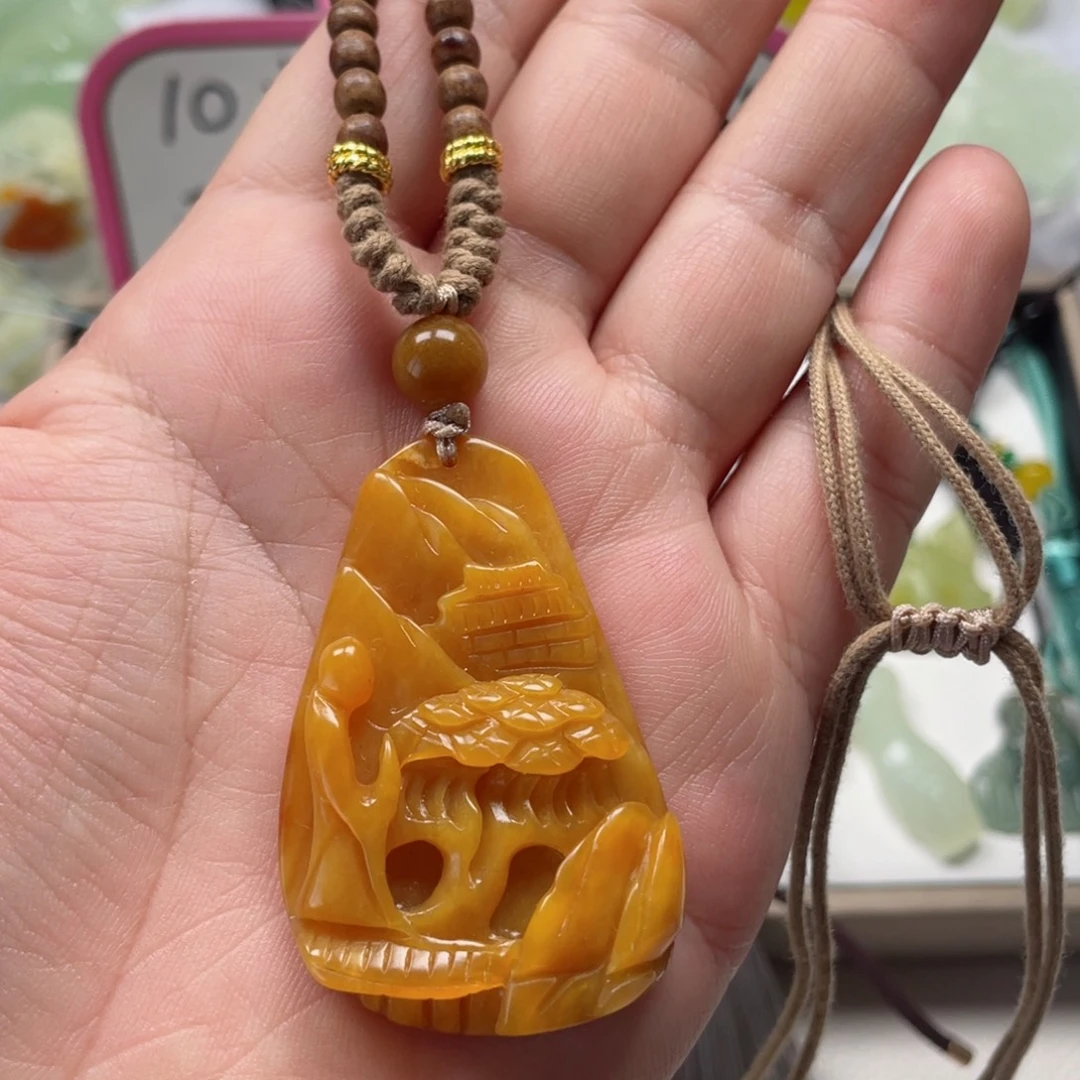 蛇纹石玉未镶嵌颈饰