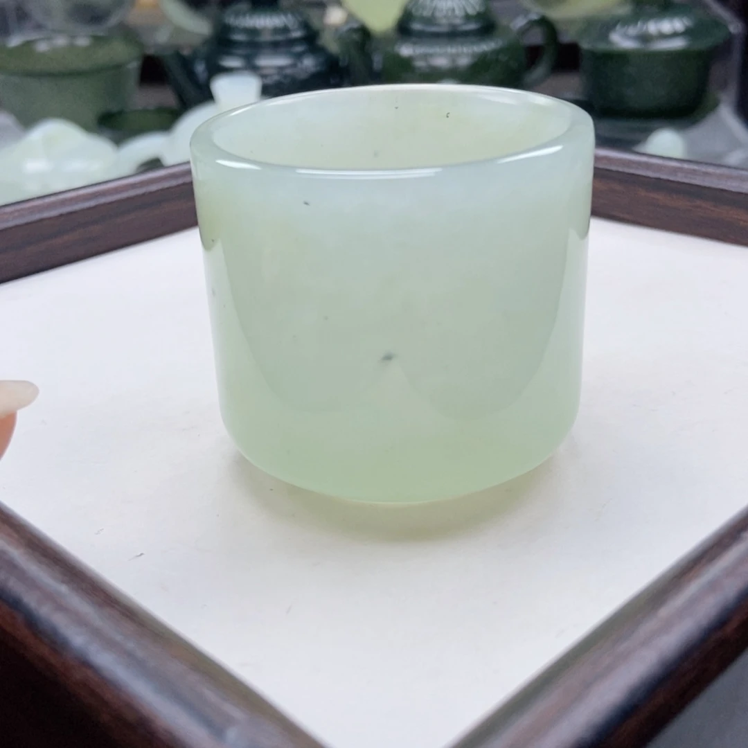 蛇纹石玉未镶嵌主人杯