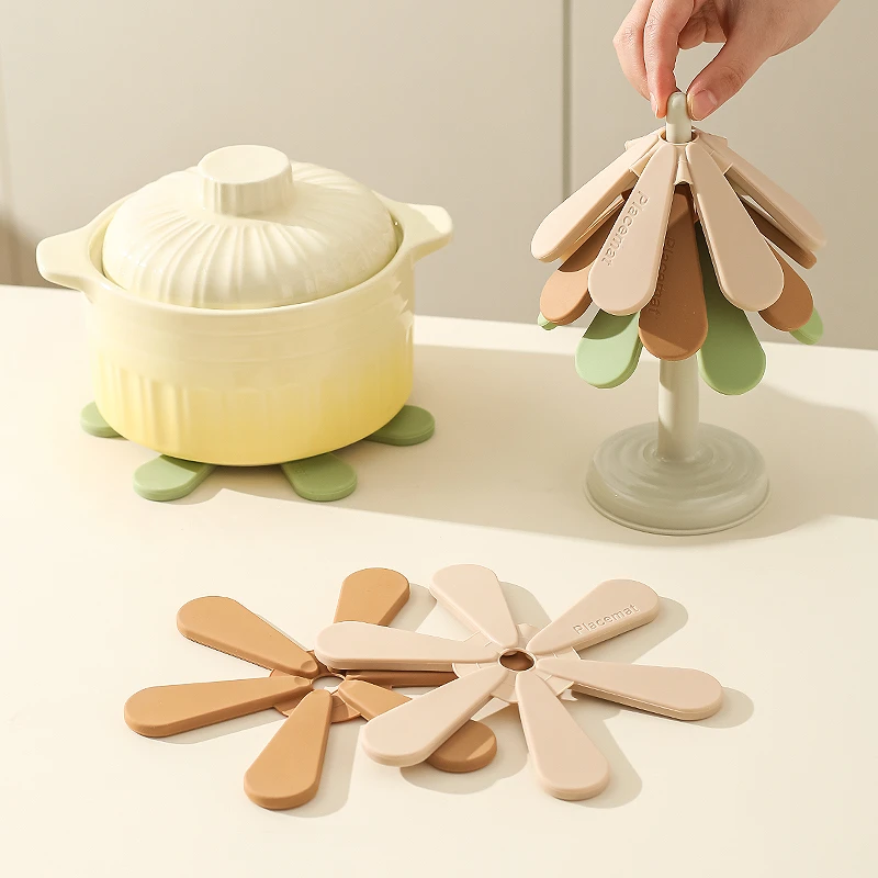 川岛屋圣诞树杯垫隔热垫餐桌防烫耐高温锅碗垫创意一棵树硅胶垫子