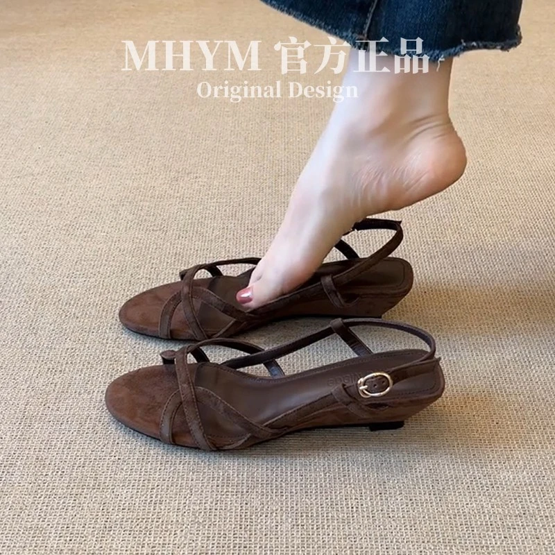 MH官方复古真皮镂空后绊带露趾凉鞋女夏时尚坡跟气质圆头罗马鞋