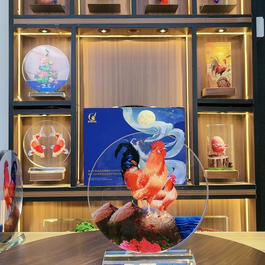 【闪购商品】人造水晶公鸡