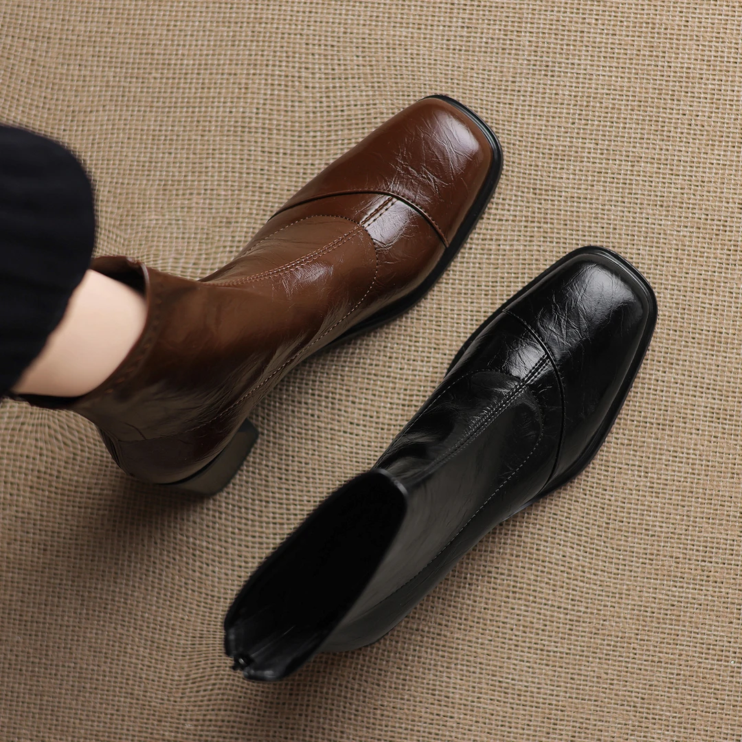 大码短靴洋气方头中跟2025秋冬新款高跟棕色瘦瘦靴黑色百搭气质