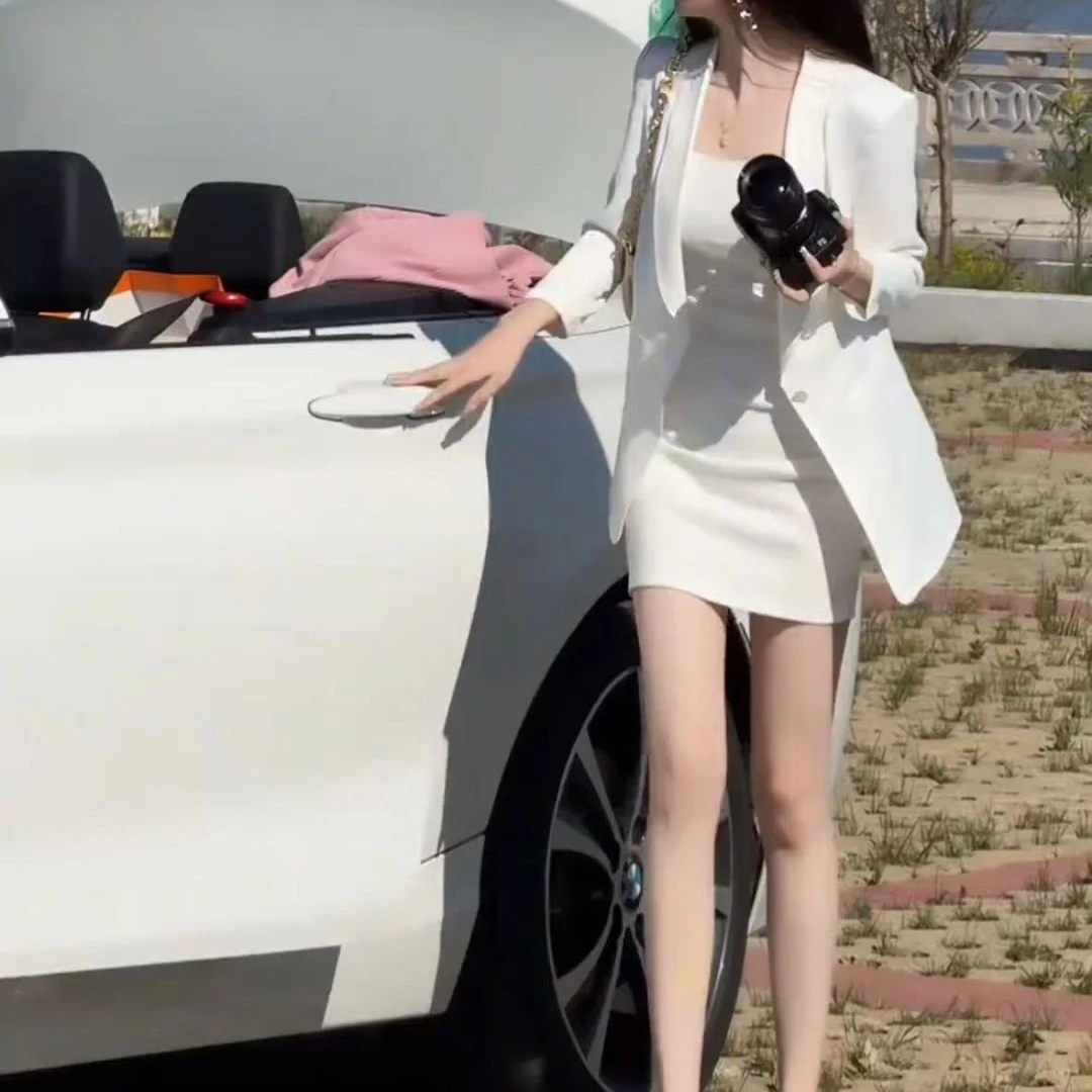 2025春季新款时尚显瘦气质女士网红洋气两件套百搭款