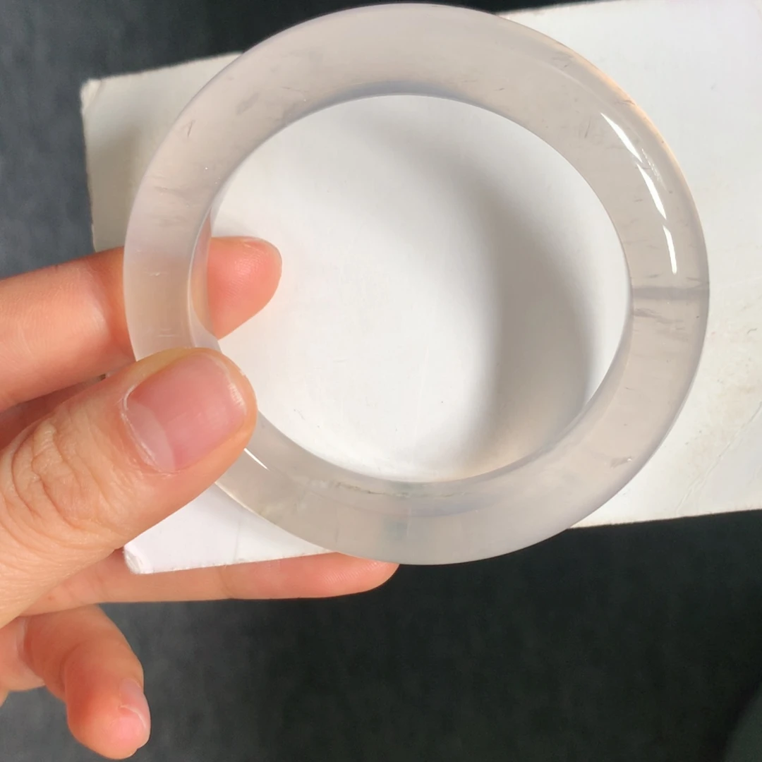 石英质玉（非洲翠）未镶嵌手镯