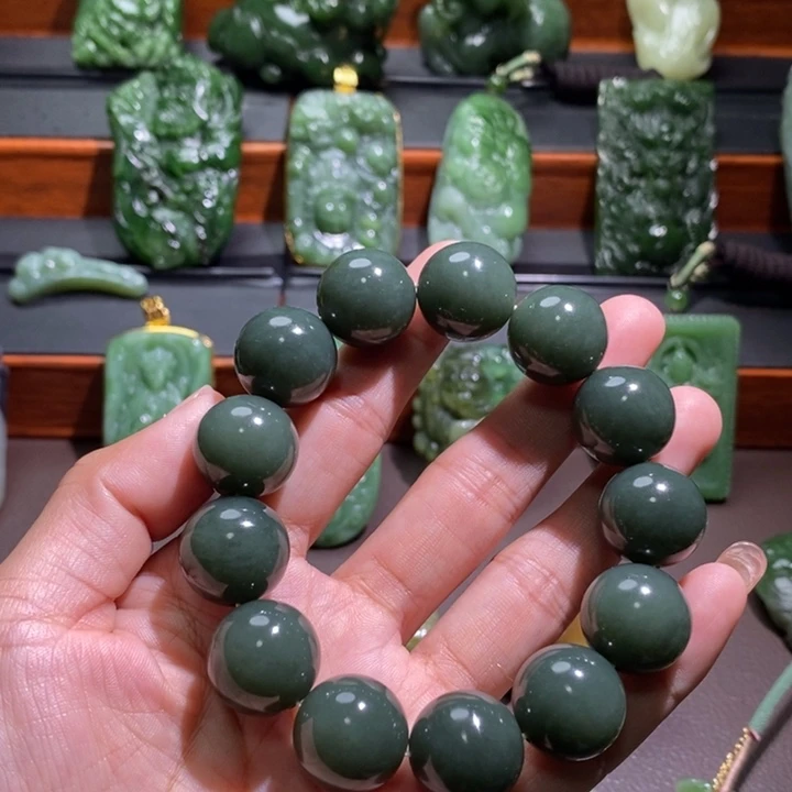 未镶嵌和田玉挂件