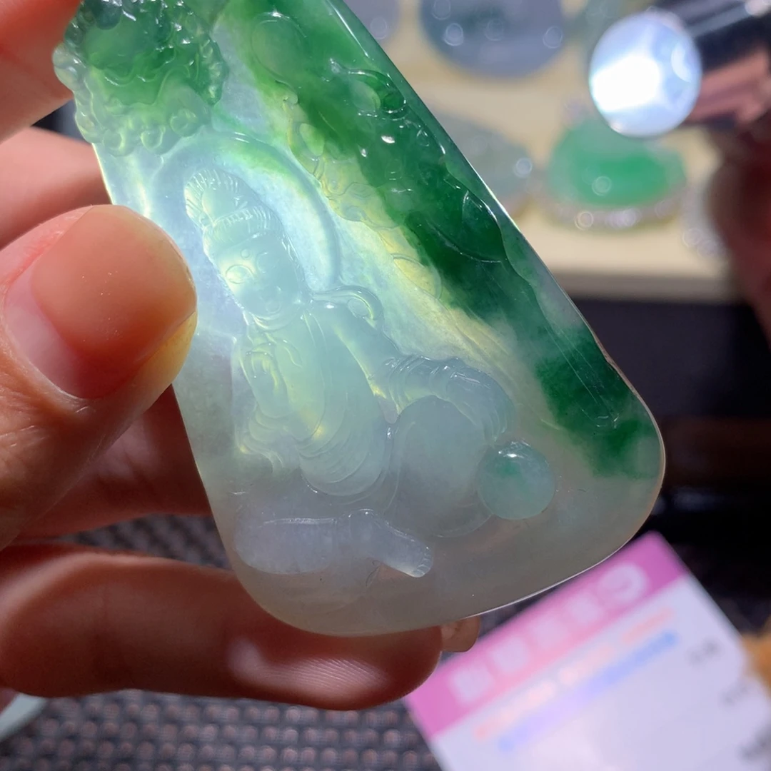 未镶嵌定制翡翠菩萨