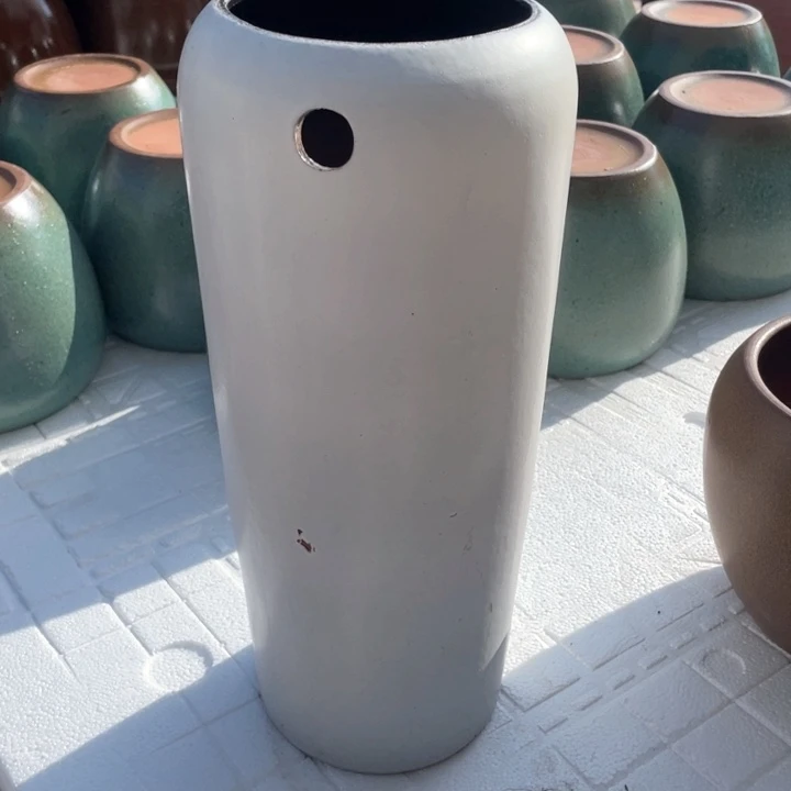 紫砂花盆40×12有孔瑕……