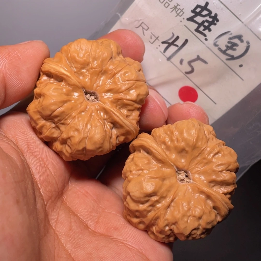 文玩核桃吊坠文玩核桃