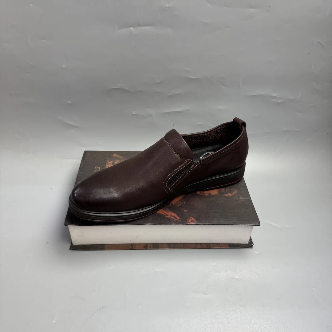 1-11（67722）夏季透气休闲透气男鞋