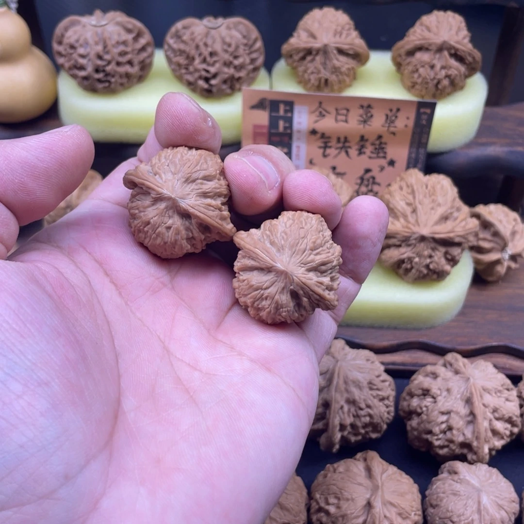 文玩核桃吊坠磨盘