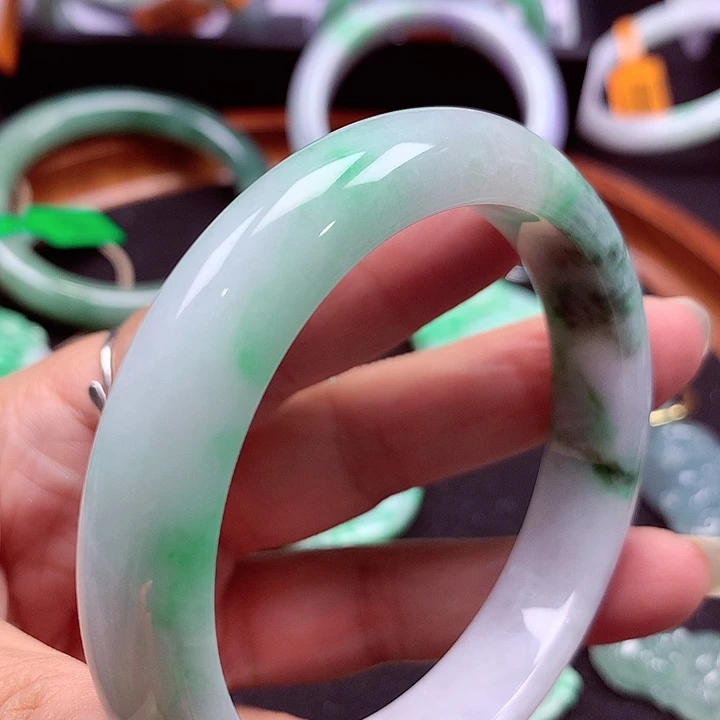 未镶嵌手镯翡翠翡翠