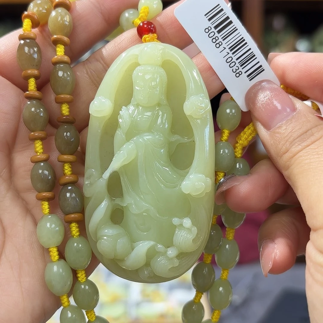和田玉吊坠观音未镶嵌