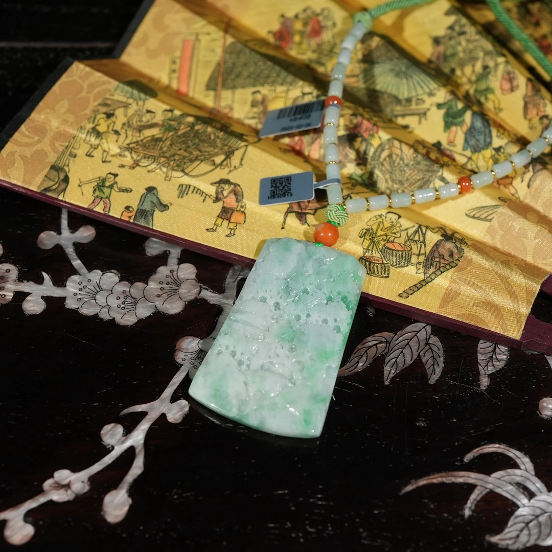 2.6香港王老板-翡翠吊坠kb408