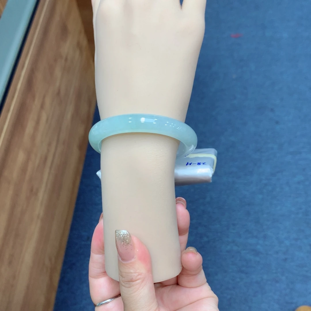 未镶嵌手镯翡翠翡翠