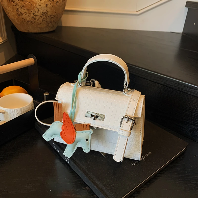 时尚手提大容量百搭ins女士包包2025网红新款洋气单肩斜挎凯莉包