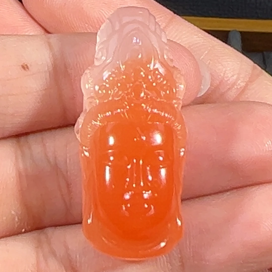 南红玛瑙未镶嵌观音首相37*16.5*12mm