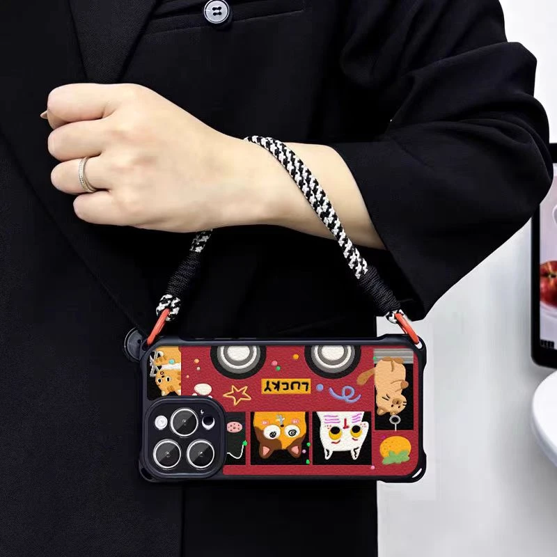 【入月】潮牌简约卡通巴士四角挂绳贴皮手机壳全包精孔防摔