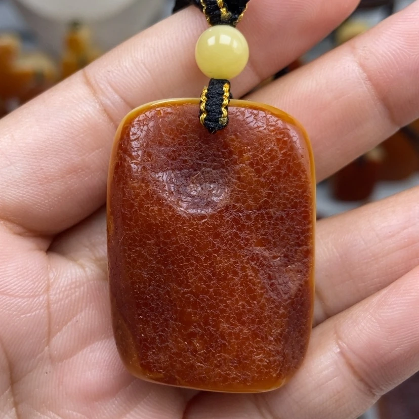 【闪购商品】琥珀颈饰未镶嵌