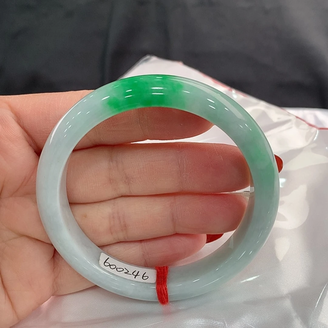 【闪购商品】翡翠手镯未镶嵌57.7，57/58