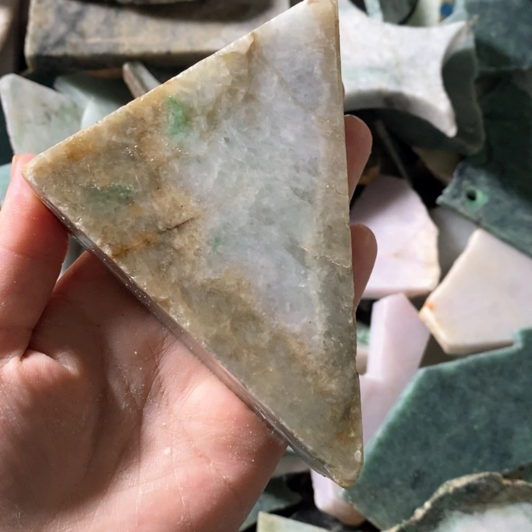 颈饰未镶嵌翡翠天然翡翠