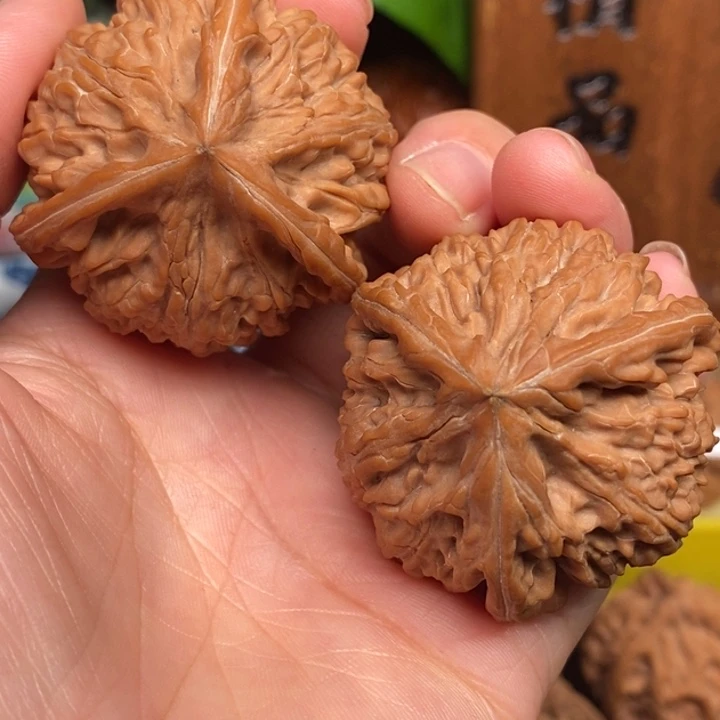 渡***过吊坠文玩核桃文山