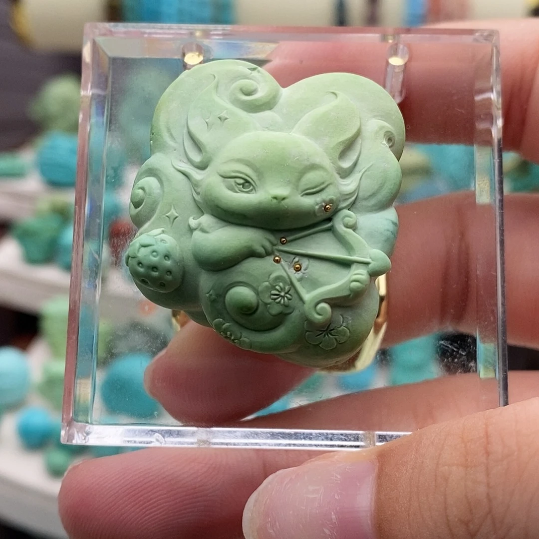 绿松石未镶嵌饰品