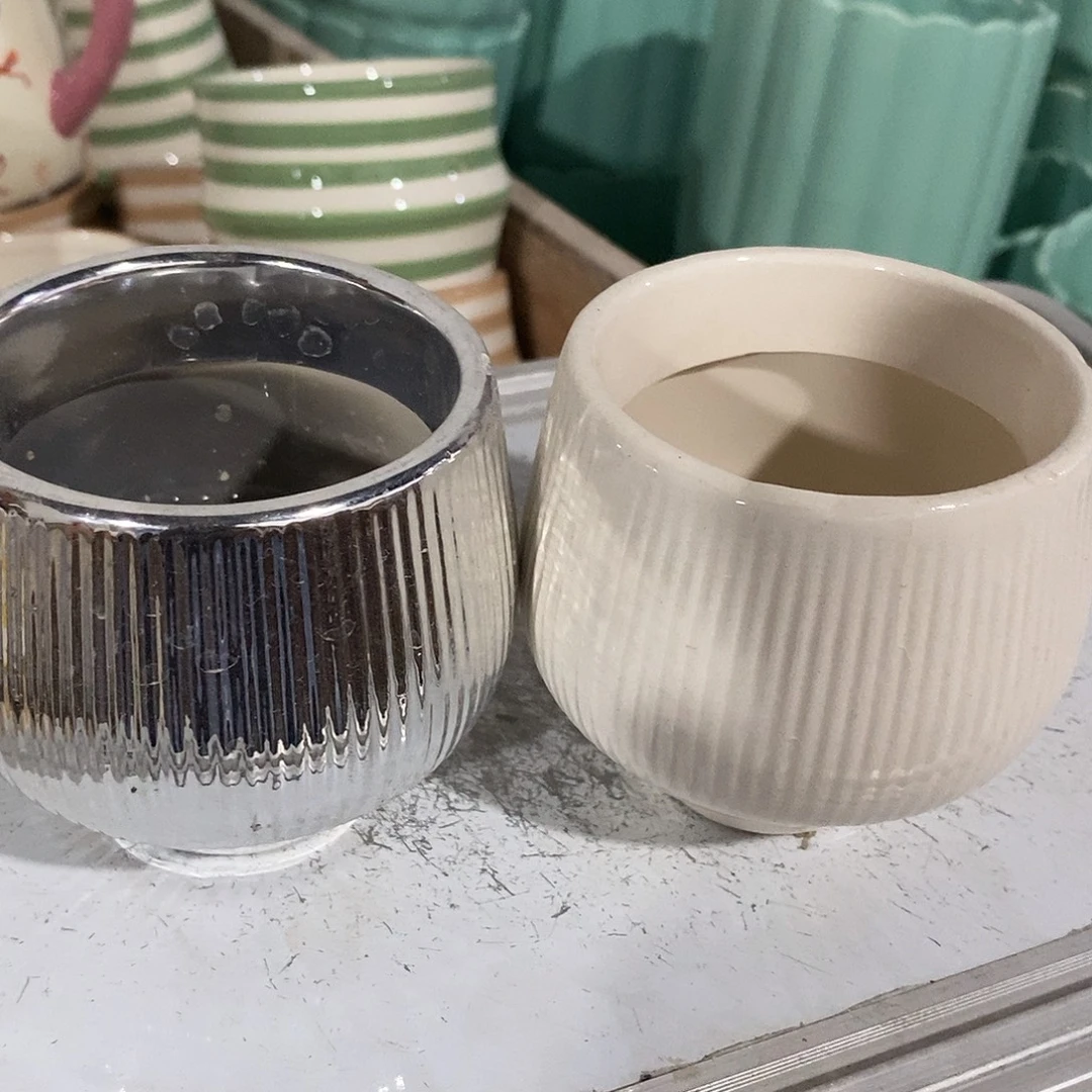 摆件陶盆有孔 瑕疵介意勿拍