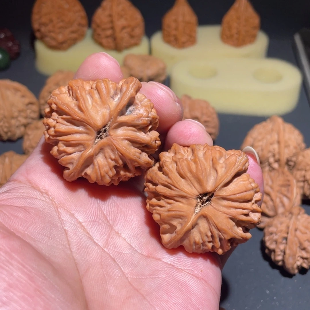 s***鱼文玩核桃吊坠天地