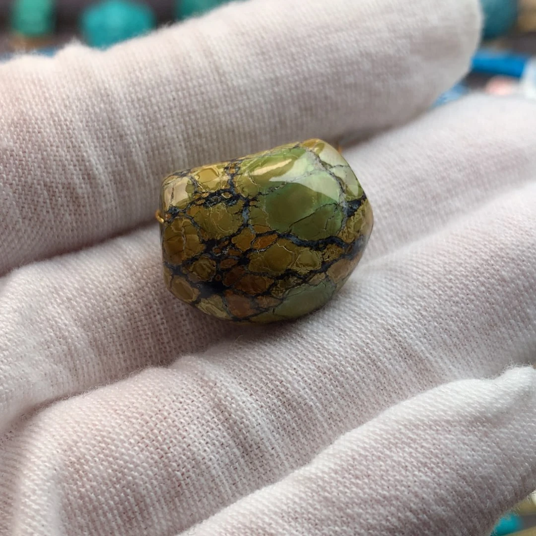 绿松石未镶嵌绿松石