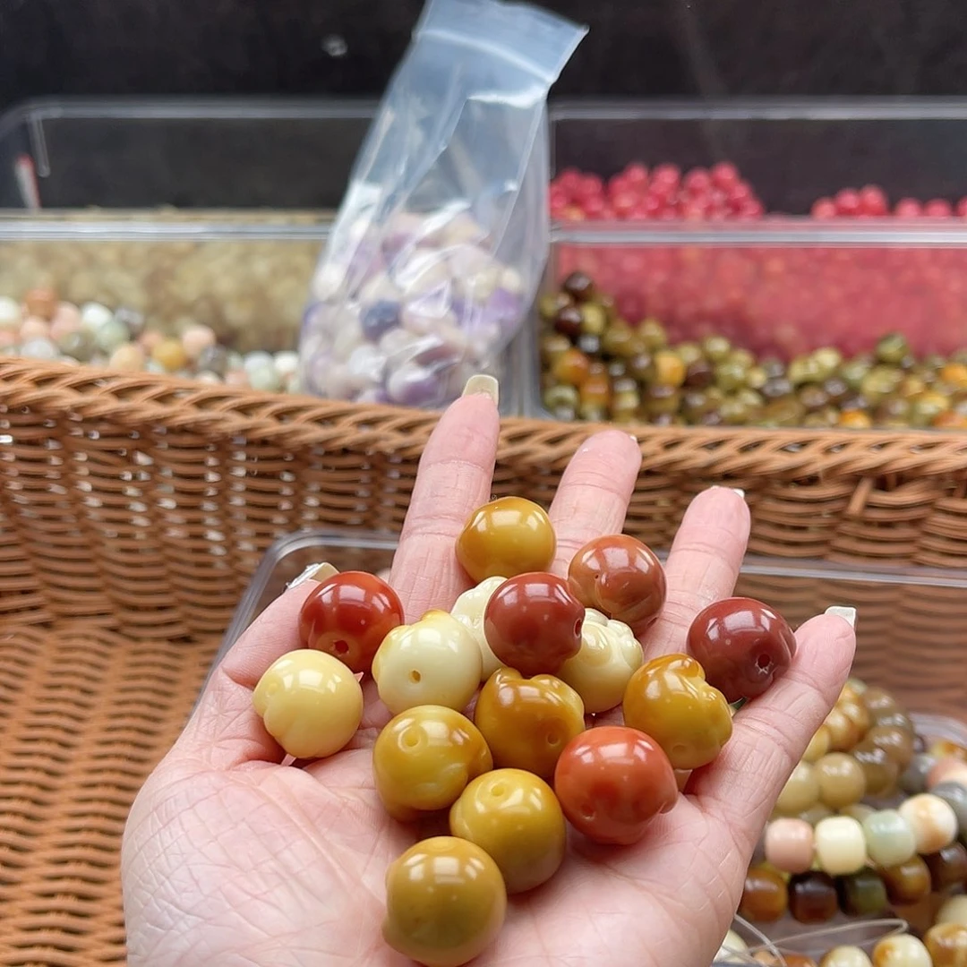 白玉菩提吊坠B/17mm/15颗瑕疵