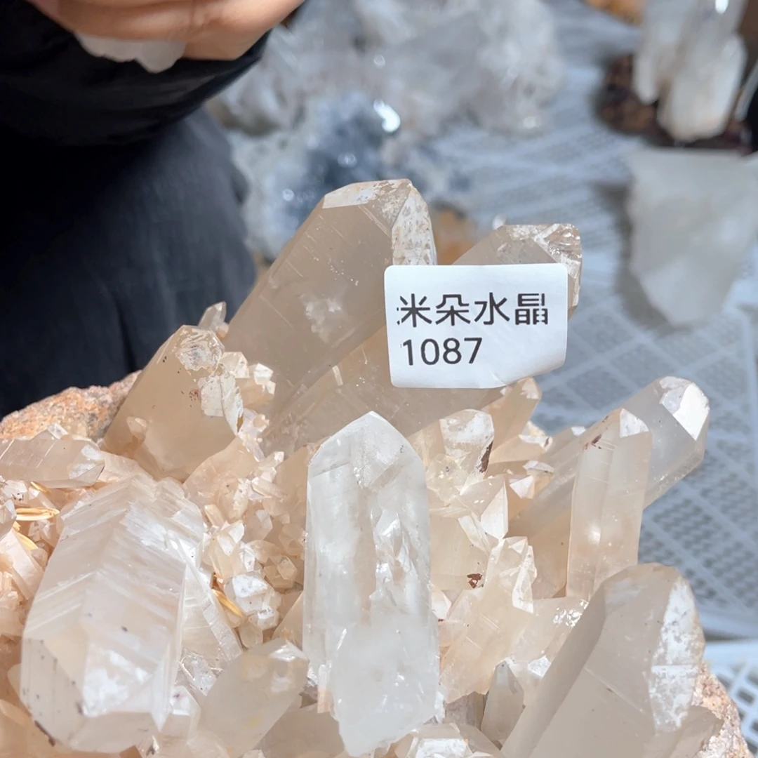 用***7未镶嵌水晶珠宝半成品水晶