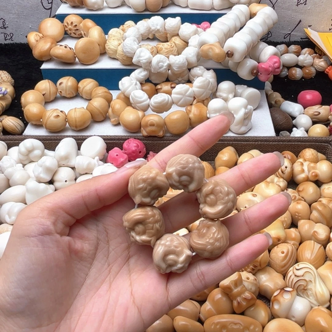 吊坠菩提根/象牙果卡22醒狮